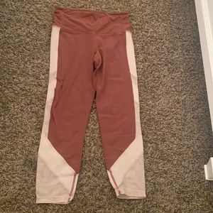Cropped Athleta leggings